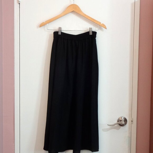 Black Cotton Cottagecore Midi Skirt - Picture 3 of 11
